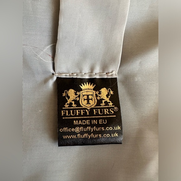 NWOT Fluffy Furs Faux Fur Collar - Picture 2 of 3